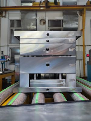 Bộ phận ép phun Độ cứng cao tốc độ biến dạng thấp