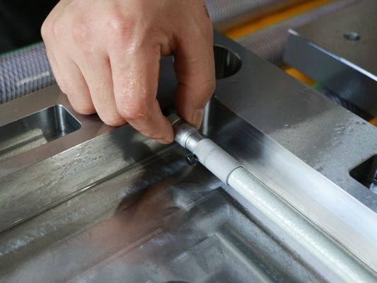 Độ cứng Cơ sở khuôn tiêu chuẩn HB160-180 Cơ sở khuôn tùy chỉnh ISO 9001