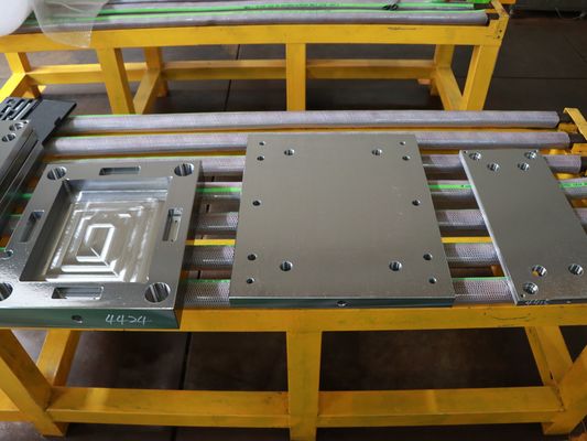Cơ sở khuôn nhựa phay chính xác với đánh giá bản vẽ miễn phí Thời gian giao hàng chính xác và dịch vụ báo giá tốt