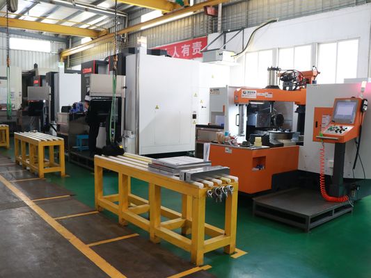 Cơ sở khuôn nhựa thép Thời gian giao hàng 1-2 ngày Thích hợp cho cơ sở khuôn tiêu chuẩn và sửa đổi
